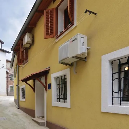 2 Bedroom In Apartmán Lovran